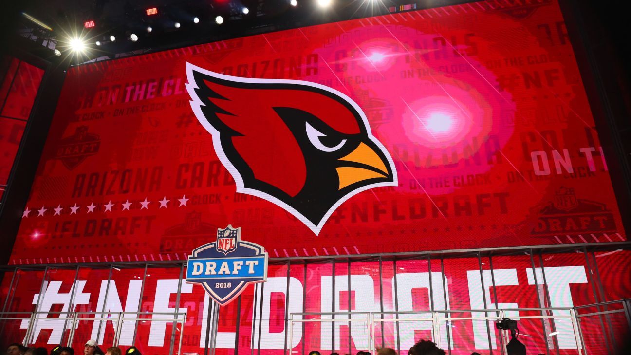 马博体育平台 - NFL暂停红雀高管涉赌政策违规行为：行业自律与合规风险全解析 - 马博体育